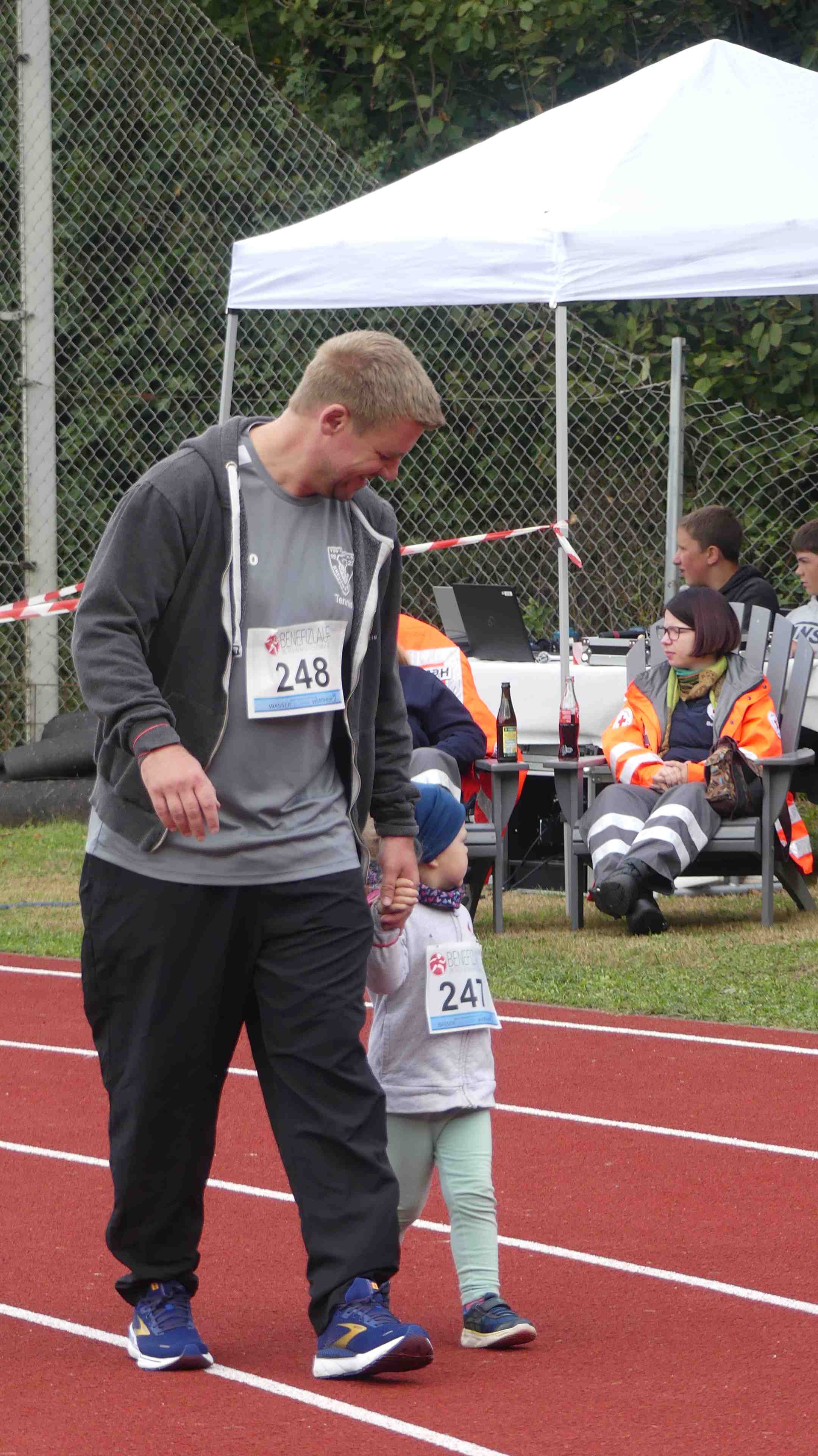 Bild vom 14. Benefizlauf im Jahr 2024. Dies ist das 146. Bild.